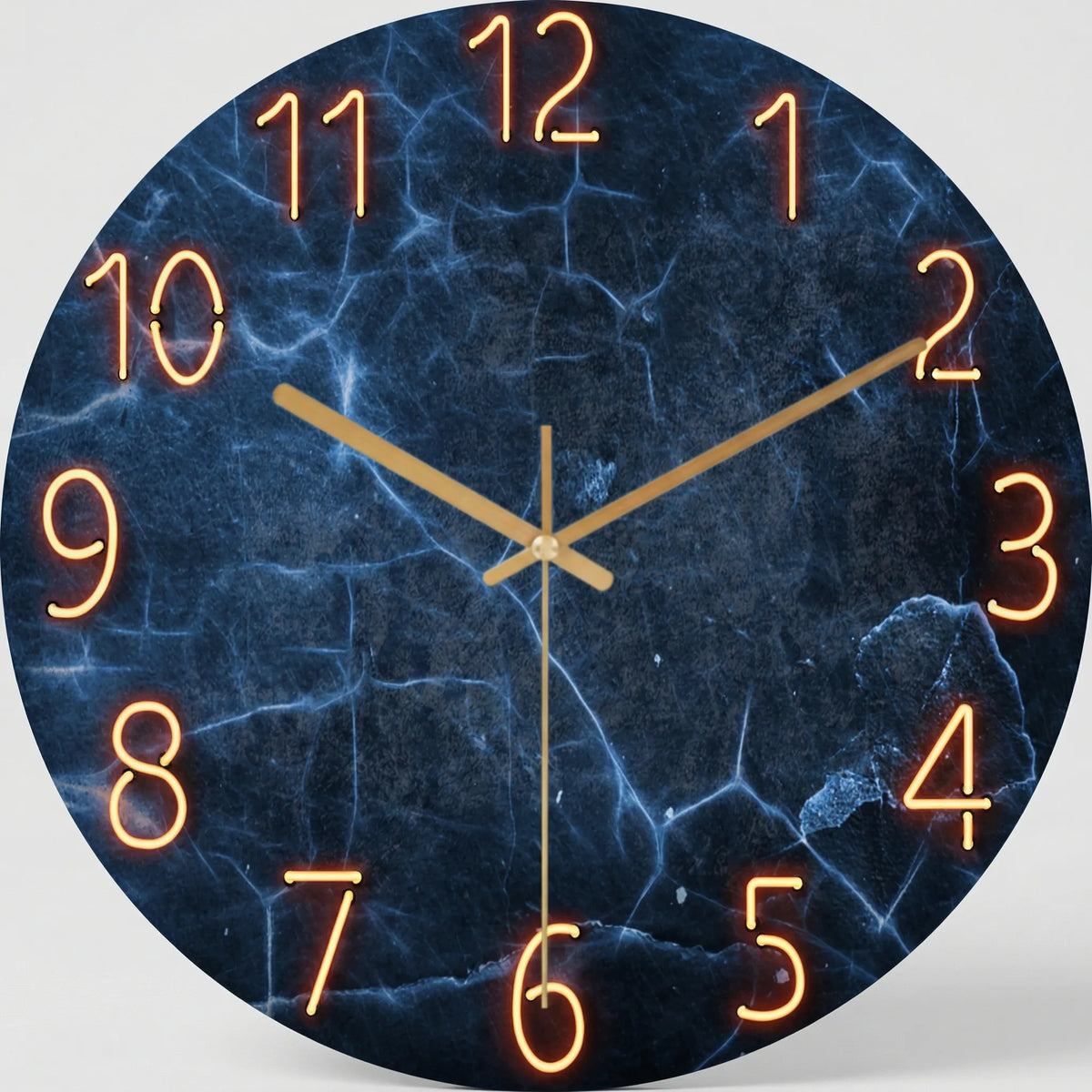 Marble-look wall clock – silent movement – gold hands – 30 cm – Hudson Vale